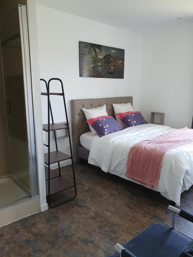 Apartament La Batisse L'Arbre Beige Le Petit-Abergement Zewnętrze zdjęcie