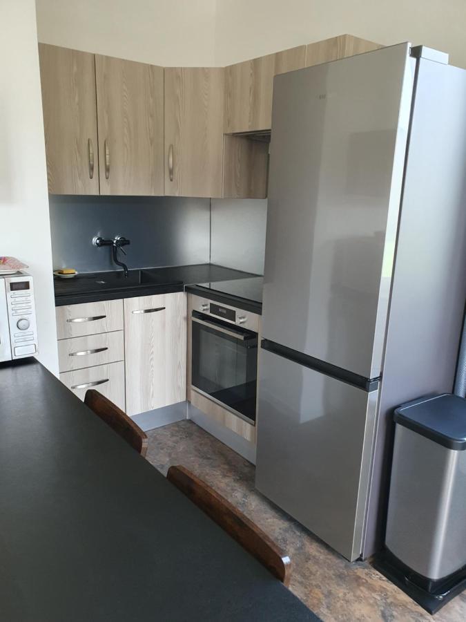 Apartament La Batisse L'Arbre Beige Le Petit-Abergement Zewnętrze zdjęcie